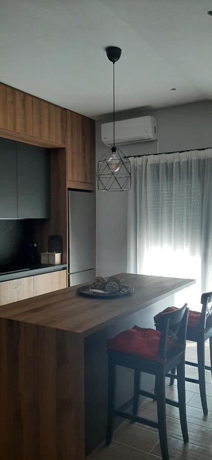 Lovely Guesthouse - 58M2 Mountain View Ioannina Quarto foto